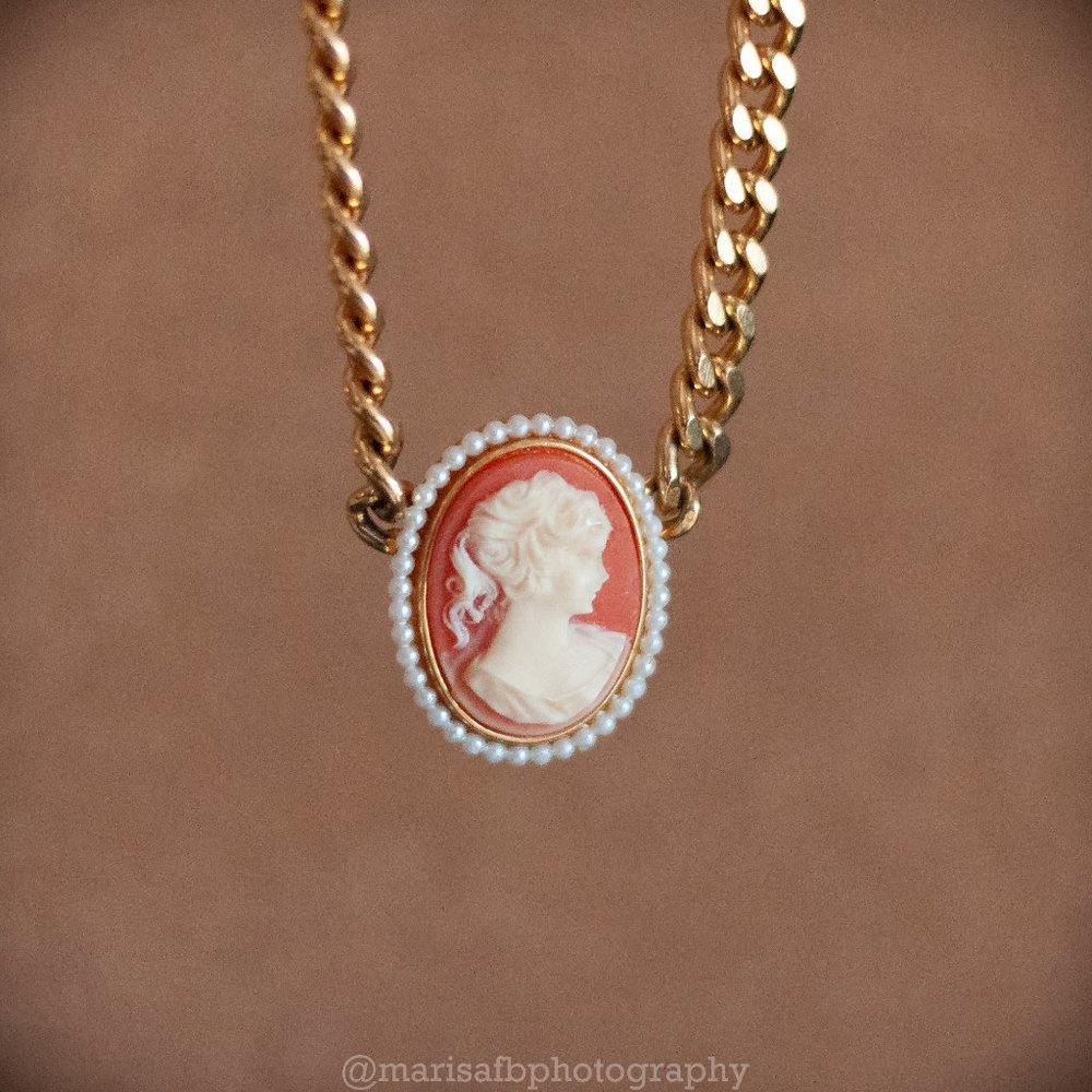 Vintage Cameo Pink, White and Gold Necklace
